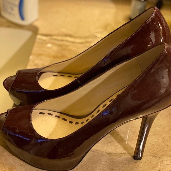 Shoes. - Picture 5 of 5